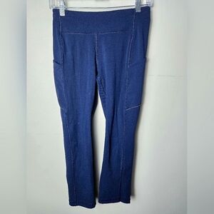 Women's Luluemon Speed Up Tight Capri Legging, Size 6
